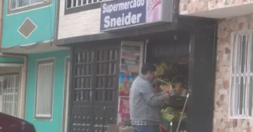 SUPERMERCADO SNEIDER SUPERMERCADO SNEIDER